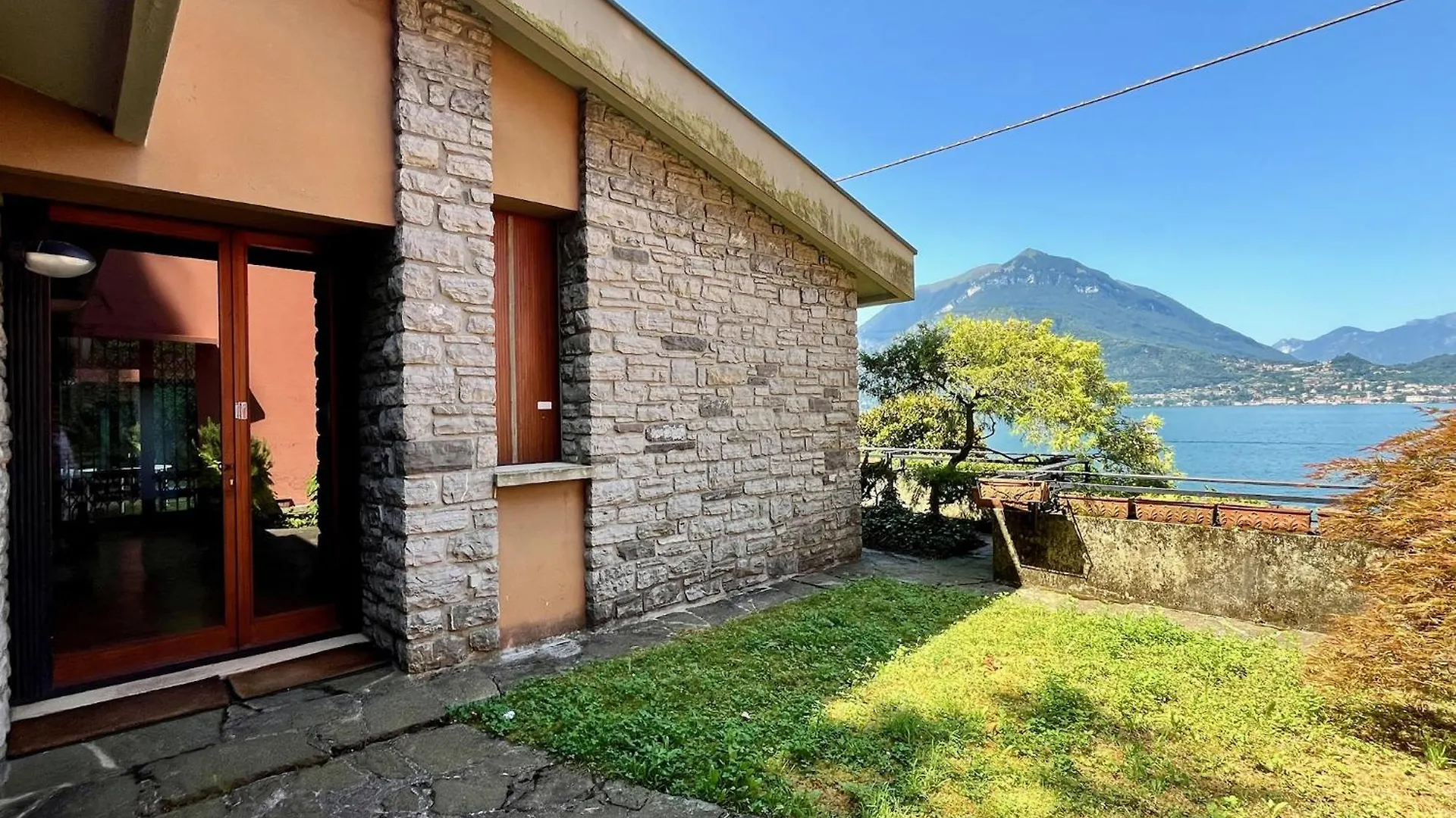Villa Nella Varenna Back To 70' 0*,  Italy